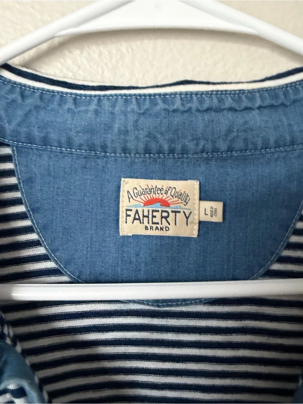 Faherty Blue and White Cotton Striped Polo Men’s Large Coastal Preppy